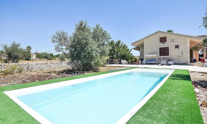 Modica House | Lovely home in Modica with WiFi