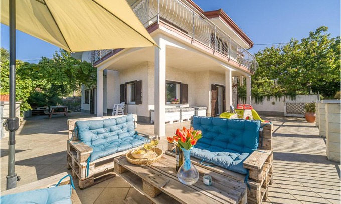 Casale House | Lovely Home In Moneglia With Wifi