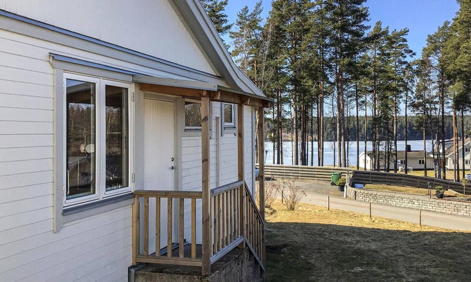 Mullsjo House | Lovely home in Mullsjö with kitchen