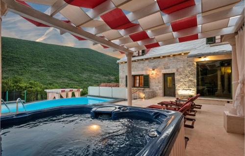 Podbablje House | Lovely Home In Podbablje Gornje