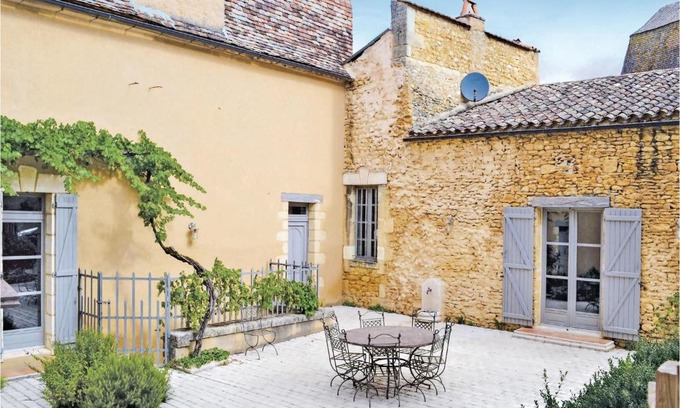 Sainte-Alvere House | Lovely Home In Sainte Alvère With Sauna