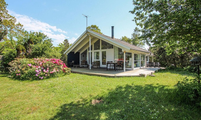 Samsø House | Lovely home in Samsø with WiFi
