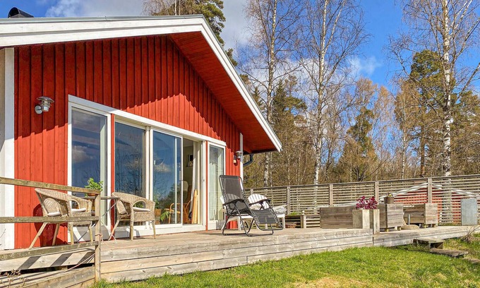 Jönköping House | Lovely home in Taberg with kitchen