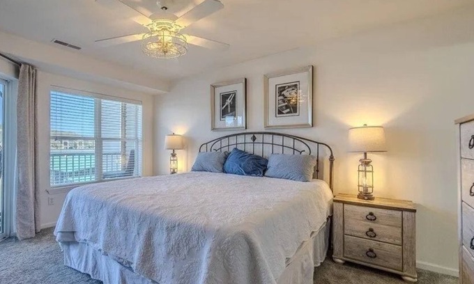 Camdenton Condo | Lovely Lake Front and Updated 2 Bedroom Condo with Boat Slip!