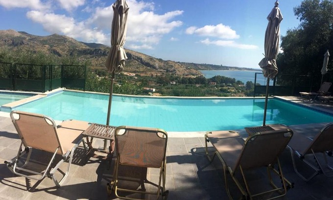 Kateleios Villa | Lovely open plan family Villa in Kato Katelios