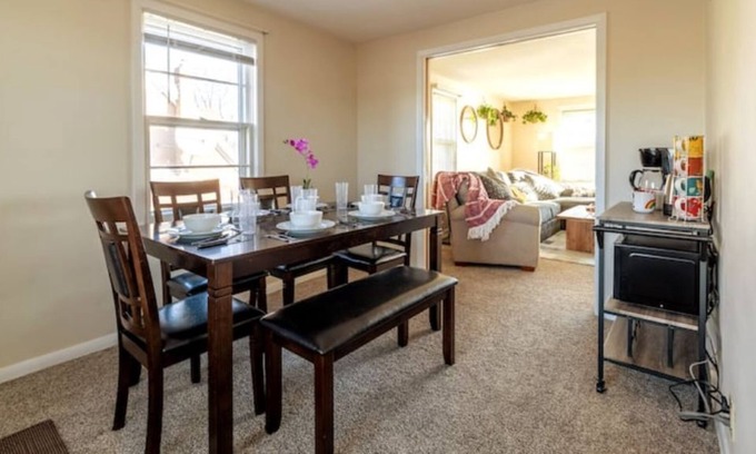 Racine House | Lovely Upper Unit, Steps to the Beach and Zoo