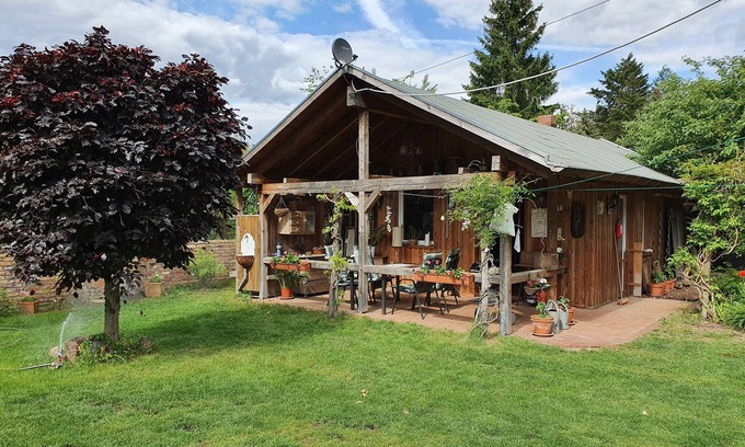 Michendorf Cottage | lovingly furnished cottage with terrace in the countryside