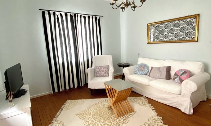 Wollmesheim House | Lovingly furnished holiday home in the small wine-growing village