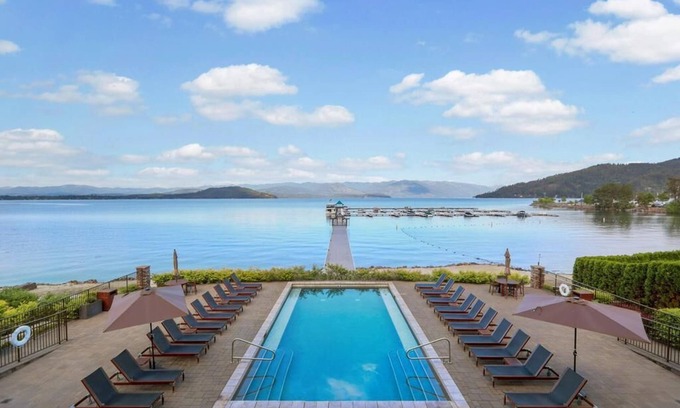 Sandpoint Condo | LOW Winter Rates: Sandpoint Upscale 3 BDR on Lake Pend D'Oreille-Pool & SPA! n