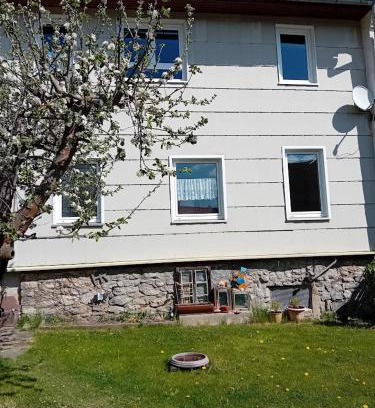 Grub Apartment | Lucy 1