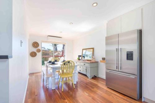 Mount Melville House | Lucys Place By Swan Bnb Management