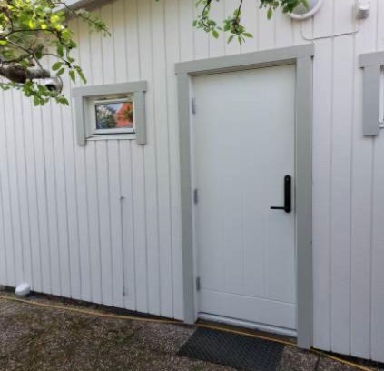 Stromstad Municipality Apartment | Lugnt och centralt