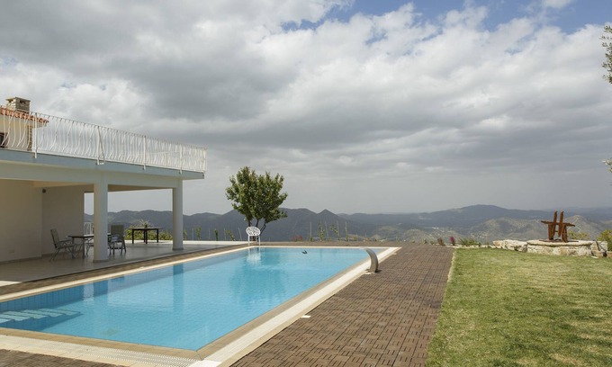 Pano Lefkara House | LUIMAR VILLA & EVENTS VENUE