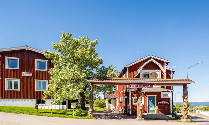 Rattvik Bed & Breakfast | Lustigsgården Boutique Hotel