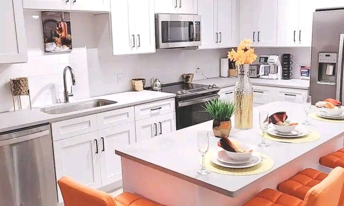 West Palm Beach Apartment | Lux and Cozy 2beds 2 Baths up to 8 guest