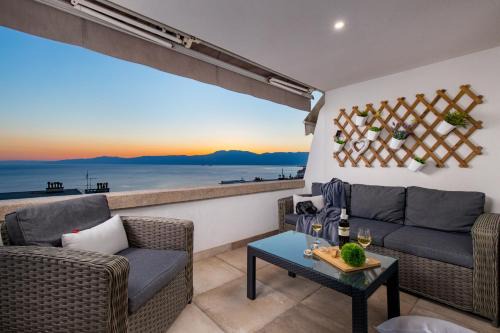 Sodici Apartment | Lux Apartment SKY VIEW
