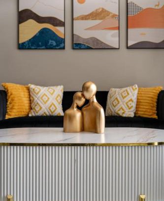 Whitestown Apartment | Lux Haven Whitestown