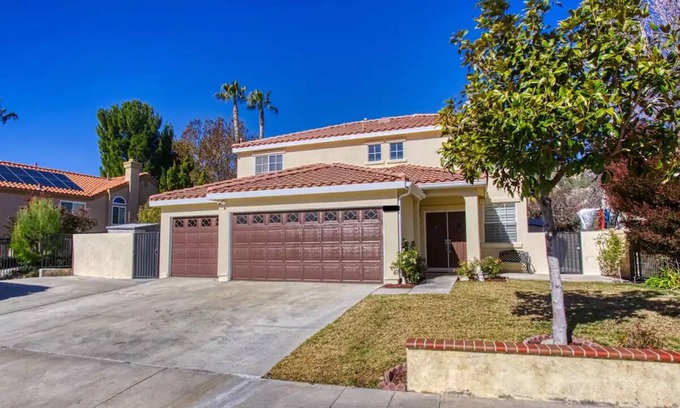 Santa Clarita House | Lux Haven with Movie Theater, Hot Tub, Office, and Grill NestNights