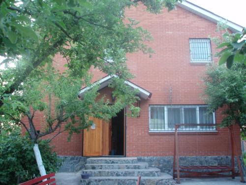 Dnipropetrovsk Oblast Villa | Lux villa on the river Dnipro