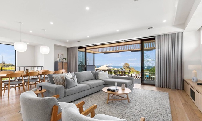 Black Rock House | Luxe beachfront property opposite the beach