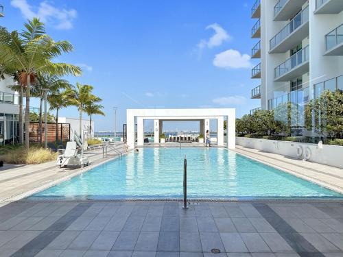 Northeast Miami Apartment | Luxe Condos - Miami Design District