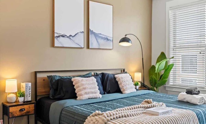 Charlotte Apartment | Luxe King 3BR in Waverly Charlotte!