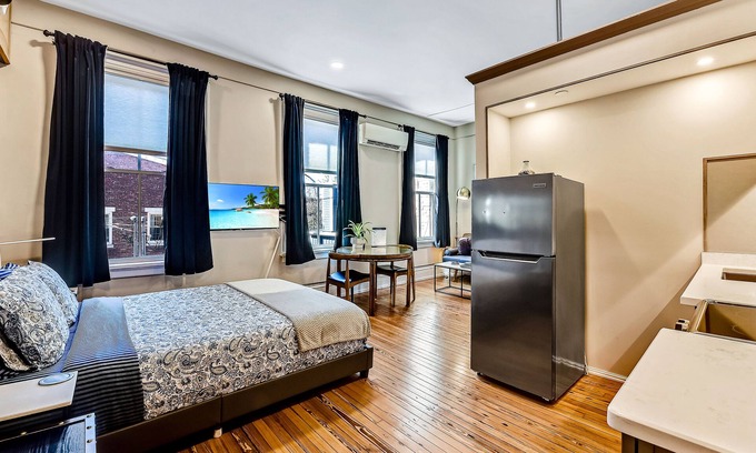 Beacon Apartment | Luxe Studio #3 on Main Street- Amazing Steam Shower! Washer/Dryer, Kitchen