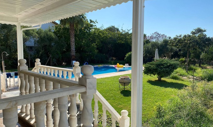 Gulluk Apartment | Luxe Vakantieverblijf aan de Egeïsche Kust: Ontdek Gulluk Bodrum!