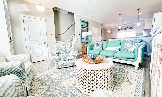 Atlantic Beach House | Luxe Villa – Steps to Beach & Pool, LINENS INCLUDED