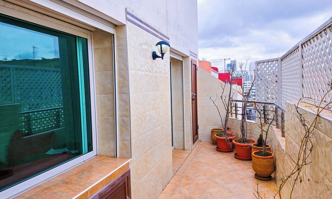 Casablanca Apartment | Luxor Home - Spacious & proximity to CFC