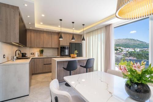 Dubrovnik Apartment | Luxumbra Apartment Dubrovnik with terrace and free parking