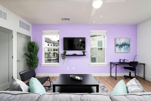 Pflugerville Apartment | Luxurious 1BR Gem Steps from the Action