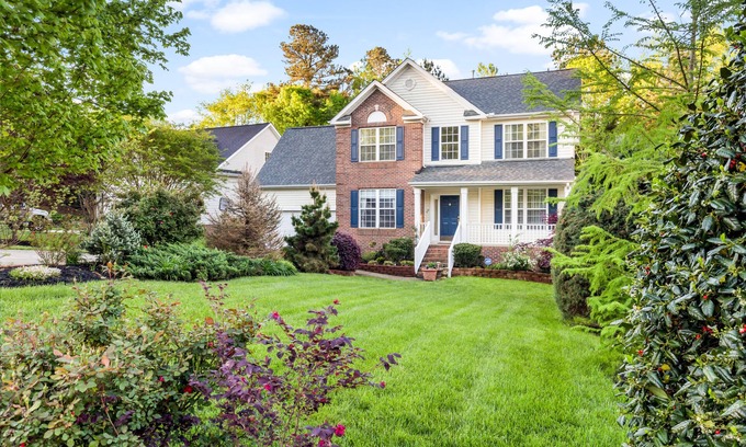 Chapel Hill House | ♥ Luxurious 5BR/2.5BA premium home near UNC/Duke