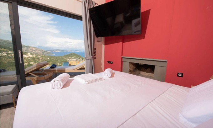 Sivota Villa | Luxurious and comfort meet breathtaking views!