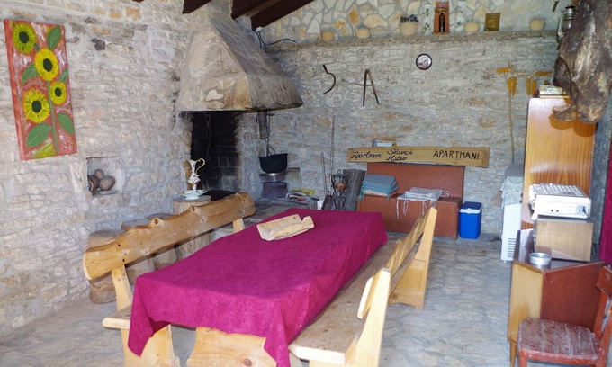 Sajini Apartment | Luxurious Apartment in Šajini Croatia