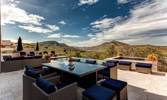 Rancho Bernardo House | Luxurious Lakeview Retreat at Lake Hodges, RB