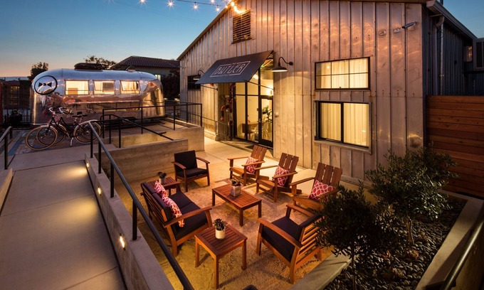 San Luis Obispo Hotel | Luxurious modern downtown hotel