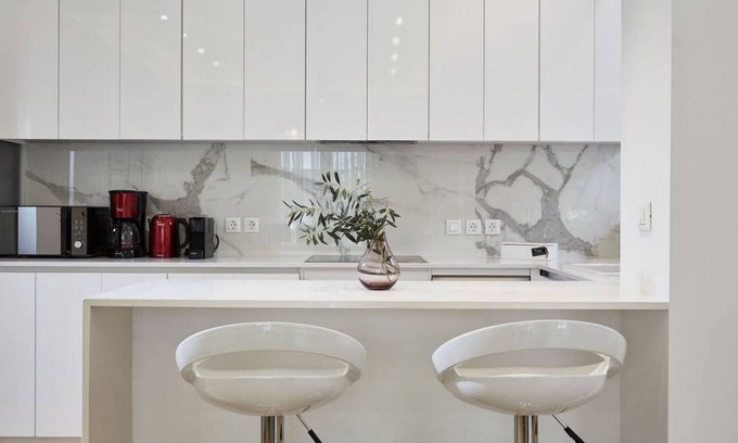 Ilisia Apartment | Luxurious Spacious Apt next to Hilton Hotel