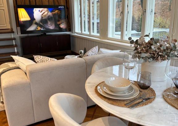 Old Town Apartment | Luxurious Vallikraavi apartment with Sauna, free parking