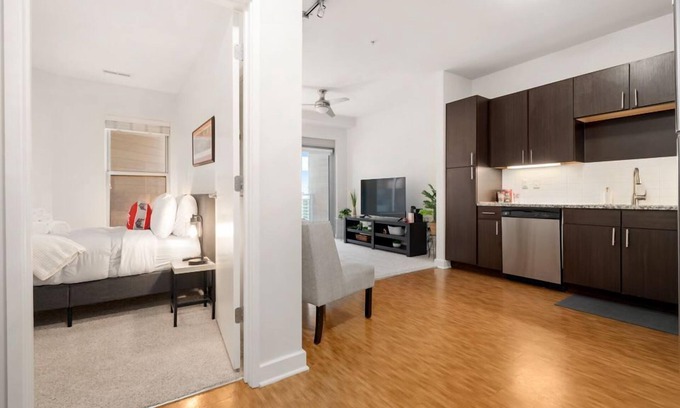 Grandview Heights Apartment | Luxury 1 Bedroom in Grandview