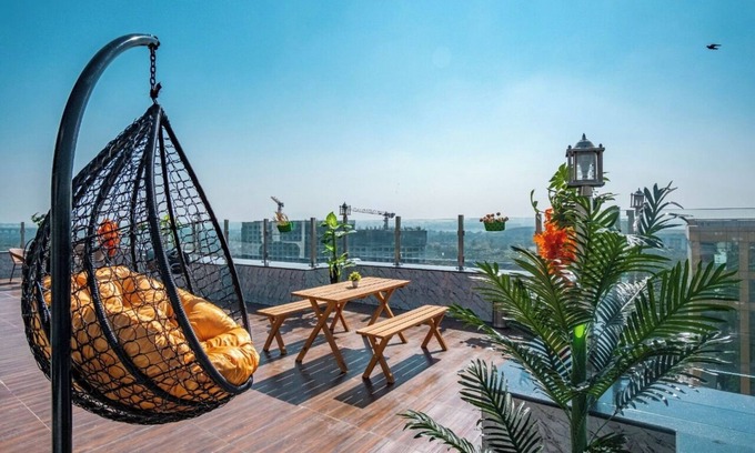 J B Nagar Apartment | Luxury 3 Bed with Private Rooftop - Mumbai Airport