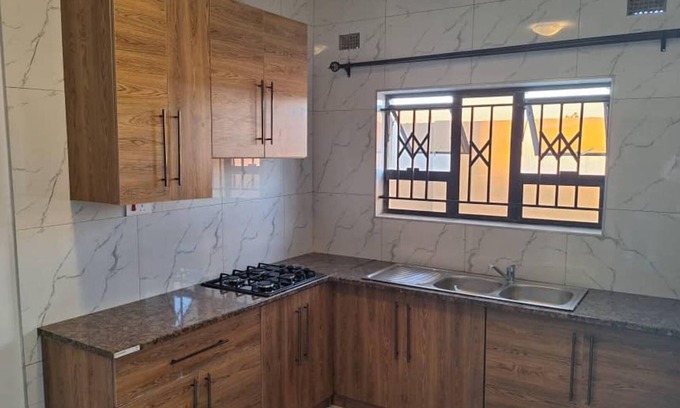 Masvingo Apartment | Luxury 3 Bedroom Self Catering Apartment- Masvingo