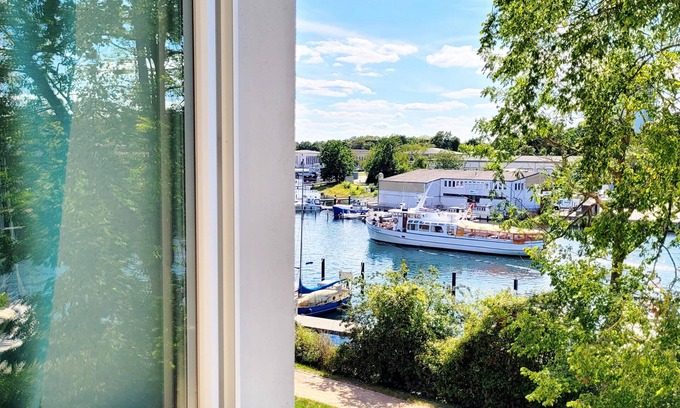 Neustadt in Holstein Apartment | Luxury apartment right on the harbor of Neustadt in Holstein