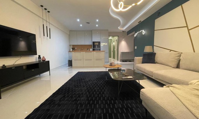 Ampelokipoi-Menemeni Apartment | Luxury apartment