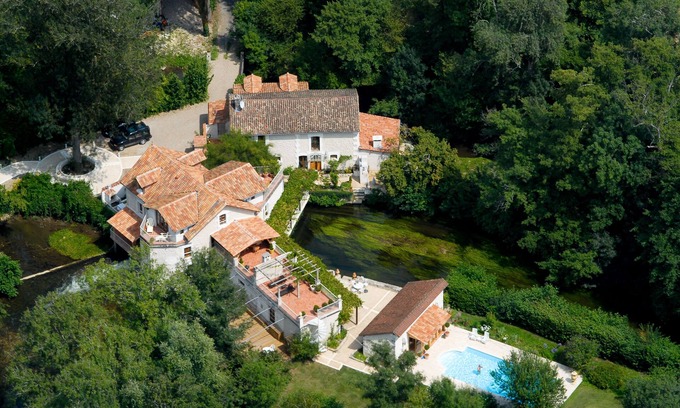 Villetoureix Apartment | LUXURY APARTMENTS IN DORDOGNE VALLEY ON THE BANKS OF RIVER DRONNE THE