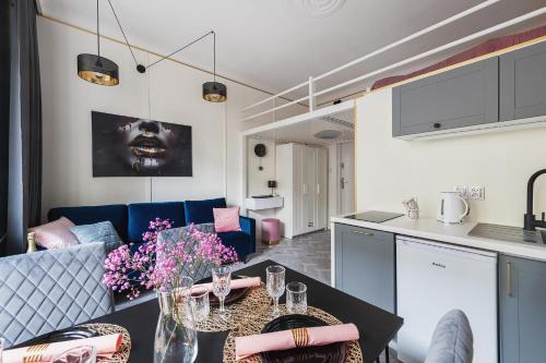 Mirow Apartment | Luxury Apartments in the City Center