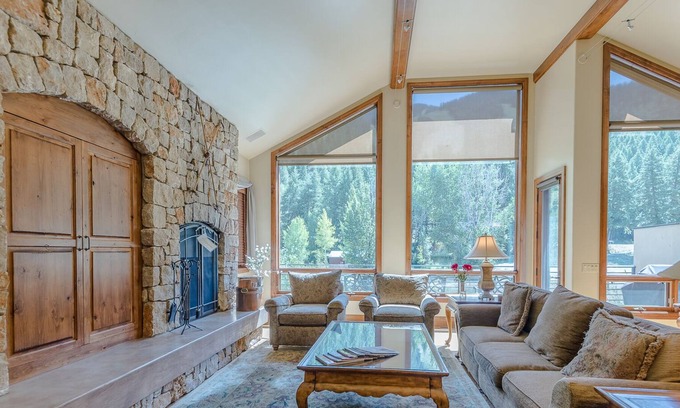 Warm Springs House | Luxury at the Base of Bald Mt - Walk to Lifts!