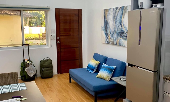 Zamboanguita Apartment | Luxury Beachfront Apartment by Green Turtle Residences