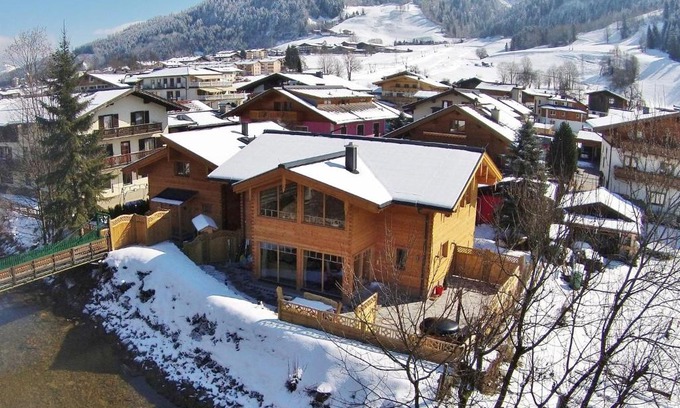 Kaprun Ski Chalet | Luxury Chalet in Kaprun Salzburg with Sauna