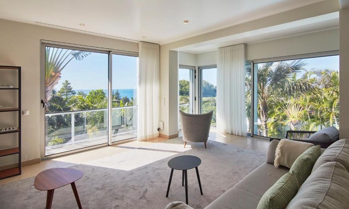 Ponta Delgada Villa | Luxury City House